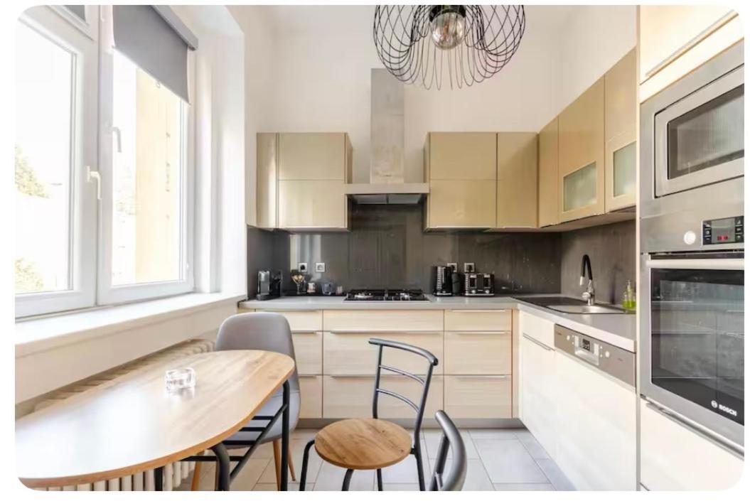 Apartman L Praha Centrum Exteriör bild